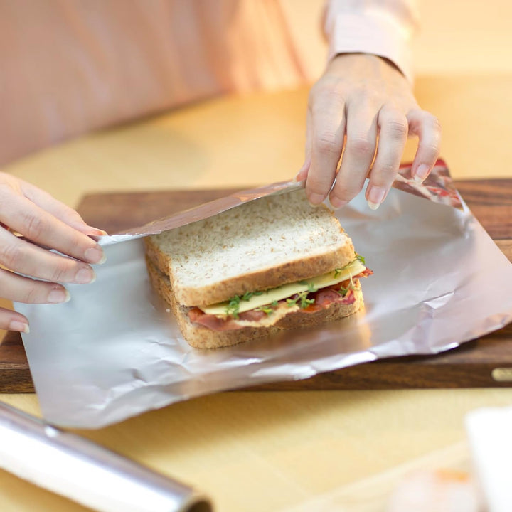 Carta Alluminio per Alimenti – Con o Senza Box con Taglierino, Disponibile in Vari Formati